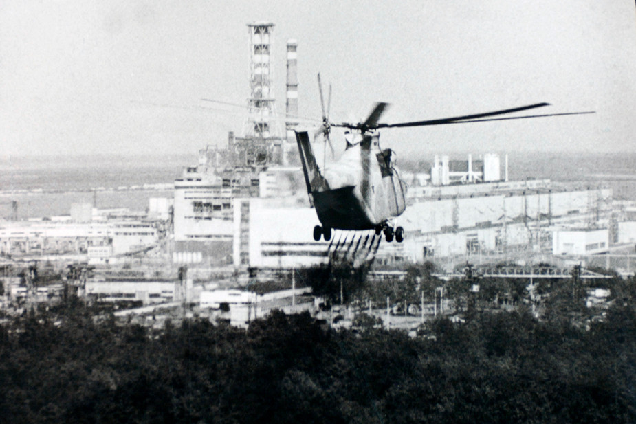 Вид на Чернобыльскую АЭС, 1986 год. Фото: USFCRFC / Flickr (CC BY-SA 2.0)