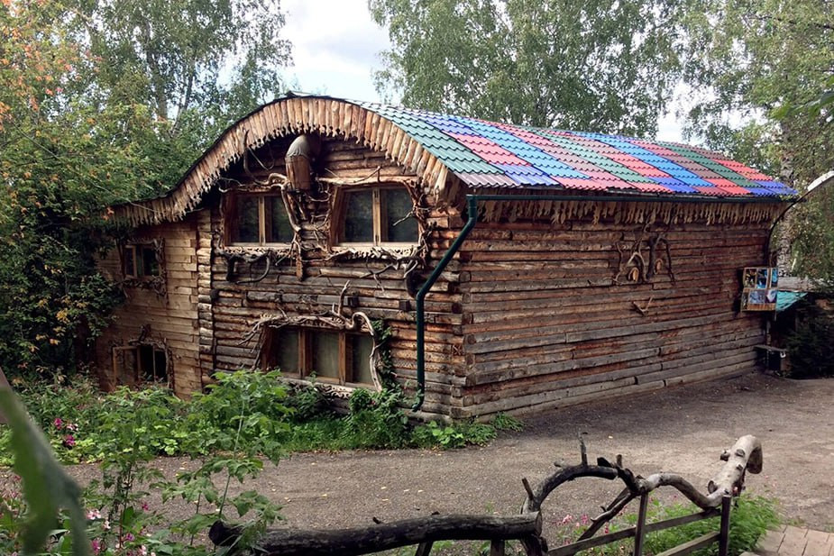 Здание театра «2+ку» в Томске