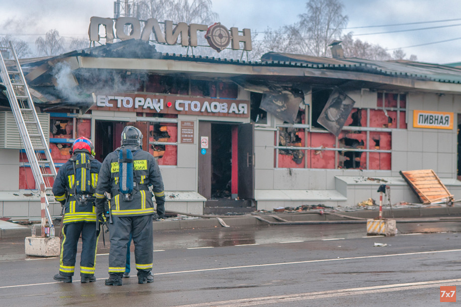 Здание сгоревшего ночного клуба «Полигон» в Костроме, 5 ноября 2022 года. Фото «7х7»