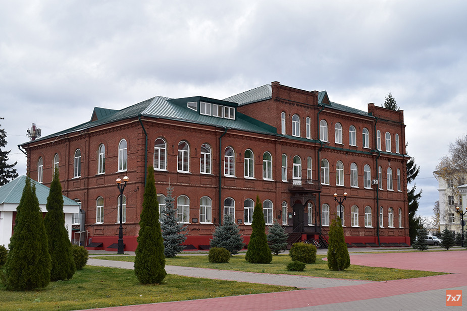 Гимназия № 7. Фото Надежды Шурховецкой