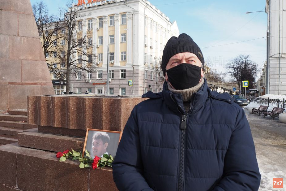 Юрий Богомолов