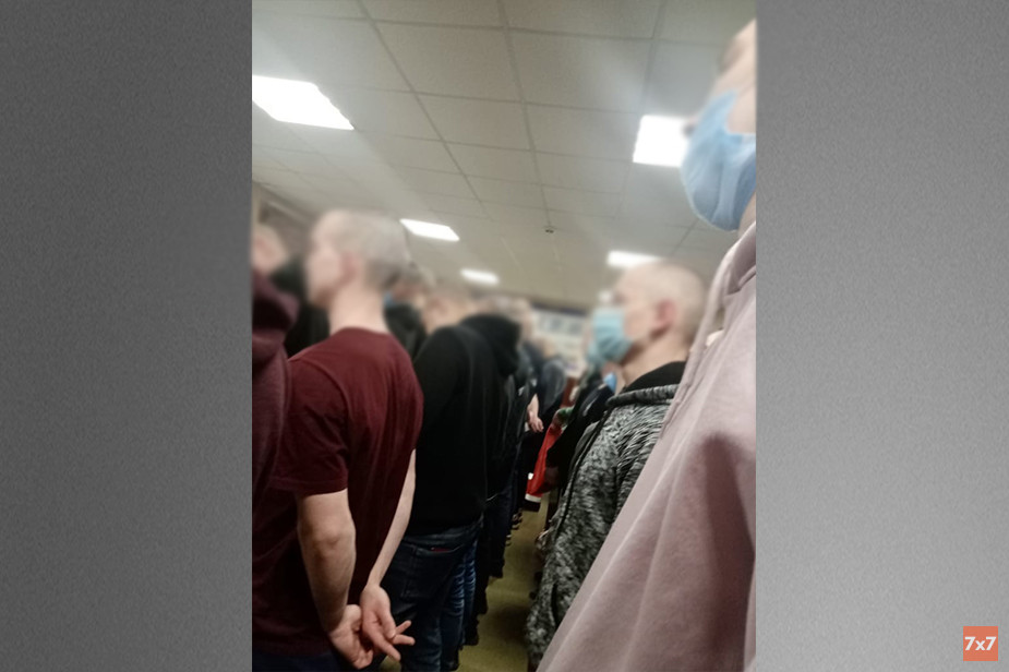 На призывном пункте в Вологде
